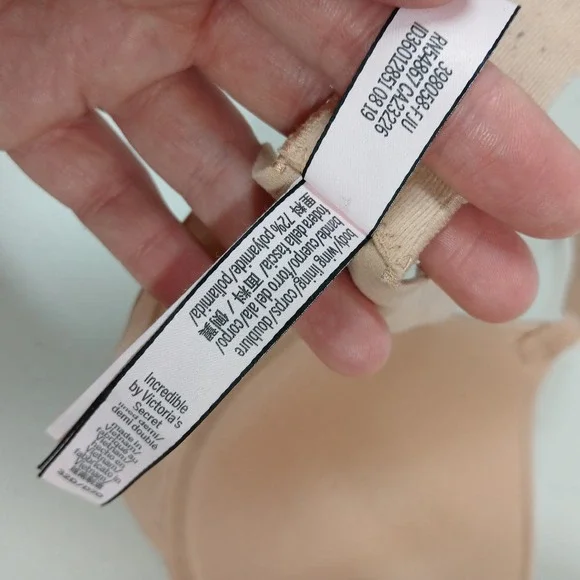 Bundle Victoria's Secret Bras Women 32D Black Nude White Demi T Shirt Bras - Picture 7 of 16